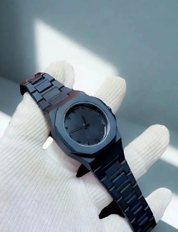 Black Aura Quartz Watch – Lightweight Design, , Premium Quality & Finish – Best Quality Analog Watch For Boys – Watch For Men | Full Black Color Watch – Without Box